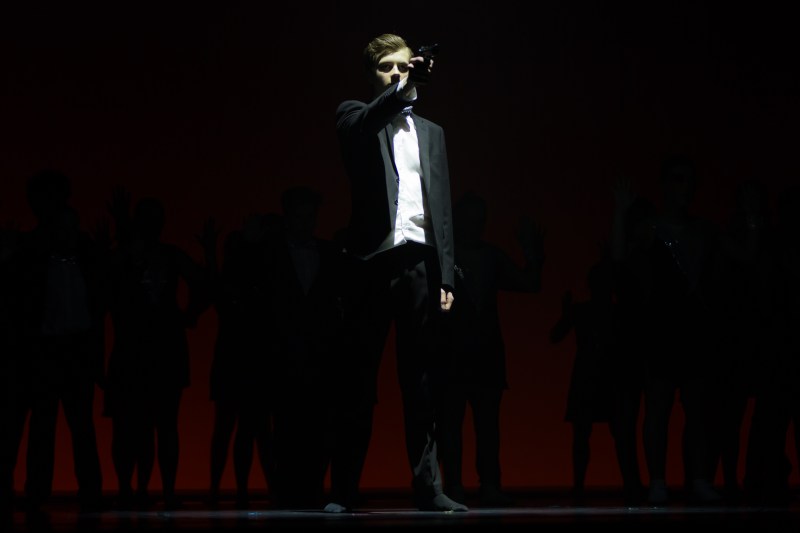 "Frost" og "And the Winner Is"