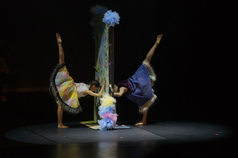 "Frost" og "And the Winner Is"